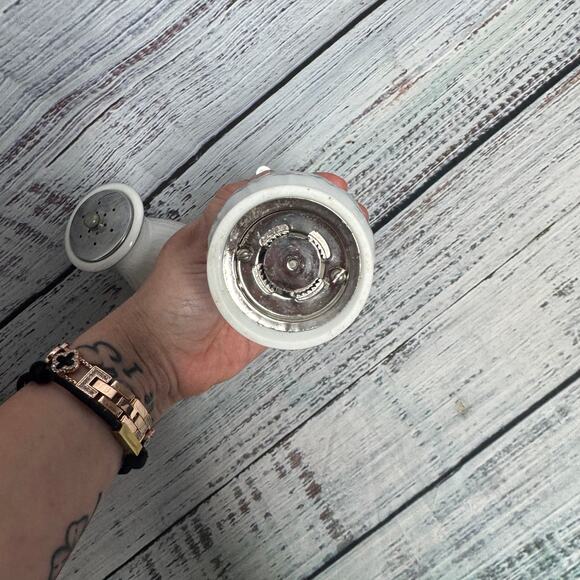 Camelot China Gracious Pattern 1990 Salt & Pepper Shaker And Pepper Mill - Picture 4 of 5